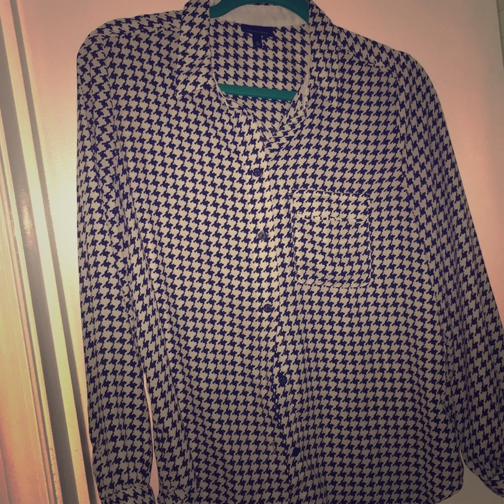 Houndstooth black and white blouse